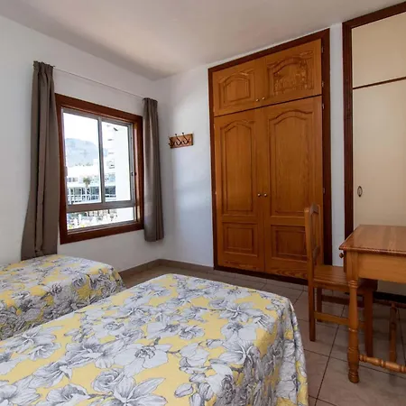 Apartment Floritas 23 - One Bed With Pool View Playa de las Americas (Tenerife)