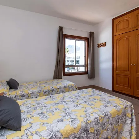 Floritas 23 - One Bed With Pool View * Playa de las Americas (Tenerife)