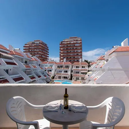 Floritas 23 - One Bed With Pool View Apartment *